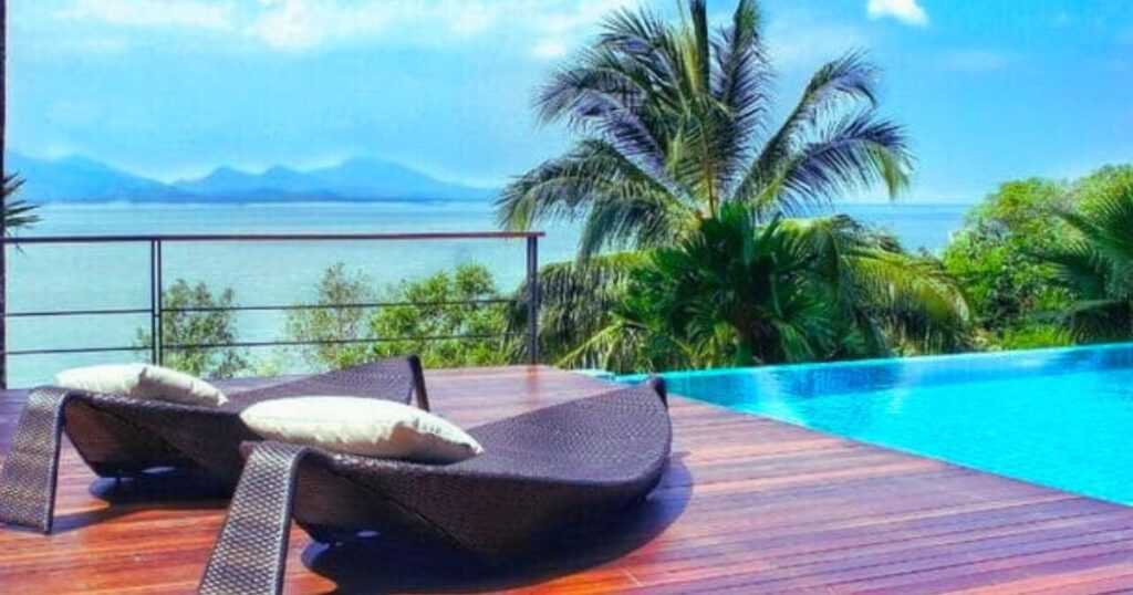 Budget vs Luxury Beach Locations