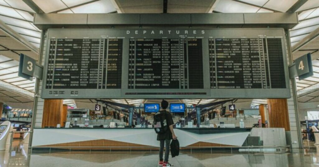 Long Haul Flight Tips for Maximum Comfort